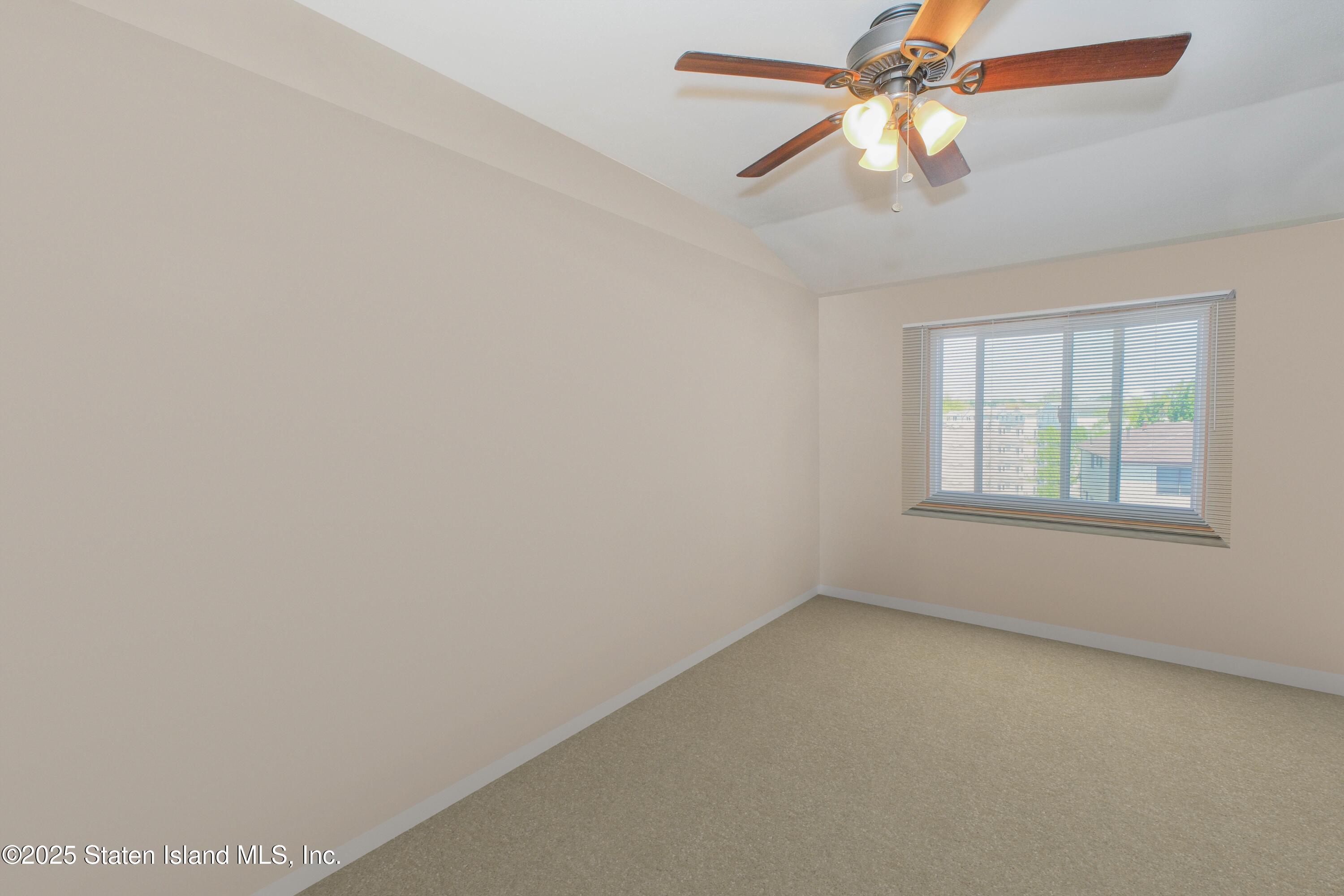 44 Hart Loop, Staten Island, New York image 20