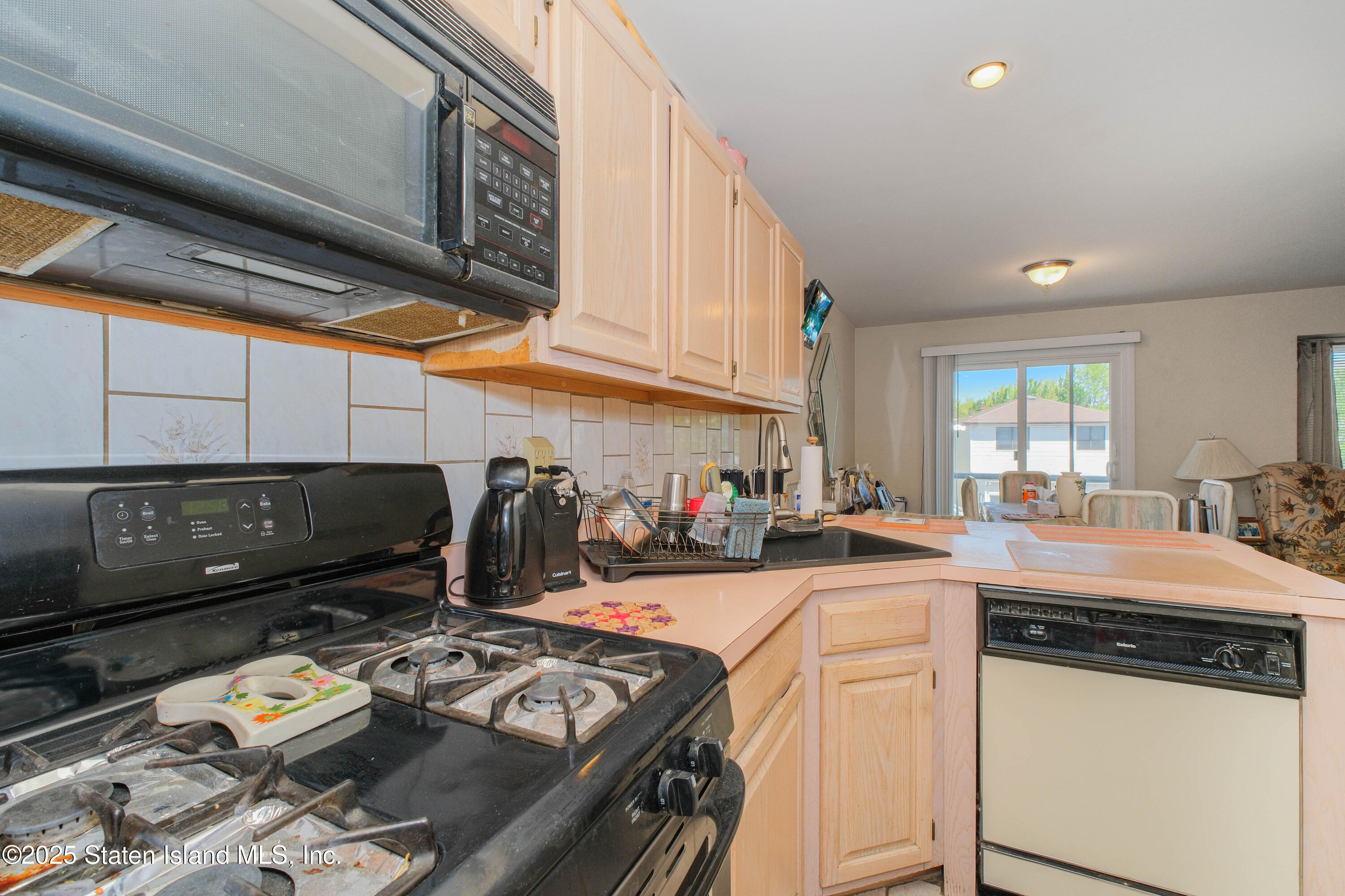 44 Hart Loop, Staten Island, New York image 40