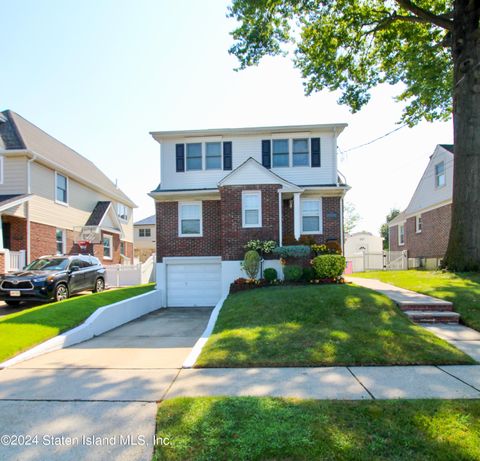 Photo of 249 Crystal Avenue, Staten Island, NY 10302 (MLS # 2404674)