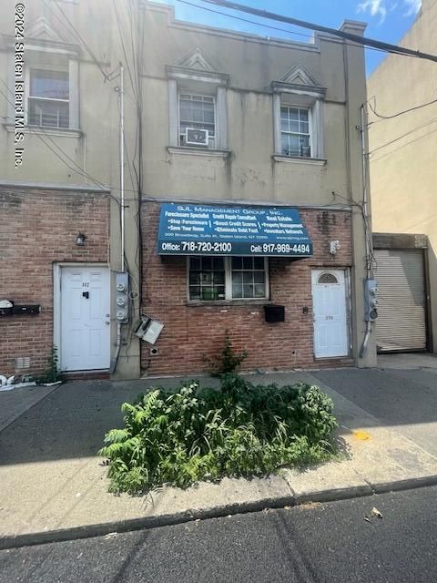 Photo of 300 Broadway, Staten Island, NY 10310 (MLS # 2404190)