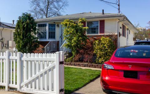 Photo of 171 Arlington Place, Staten Island, NY 10303 (MLS # 1161537)