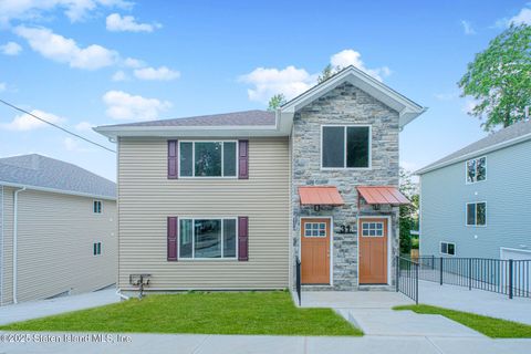 Photo of 31 Cunard Avenue, Staten Island, NY 10304 (MLS # 2504286)