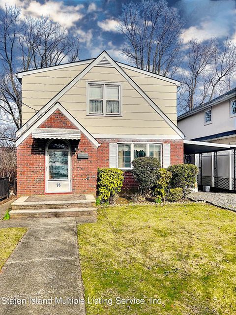 Photo of 95 Cheshire Place, Staten Island, NY 10301 (MLS # 1160989)