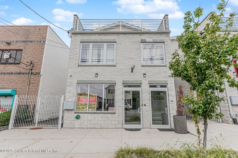 Photo of 271 Walker Street, Staten Island, NY 10303 (MLS # 2505562)