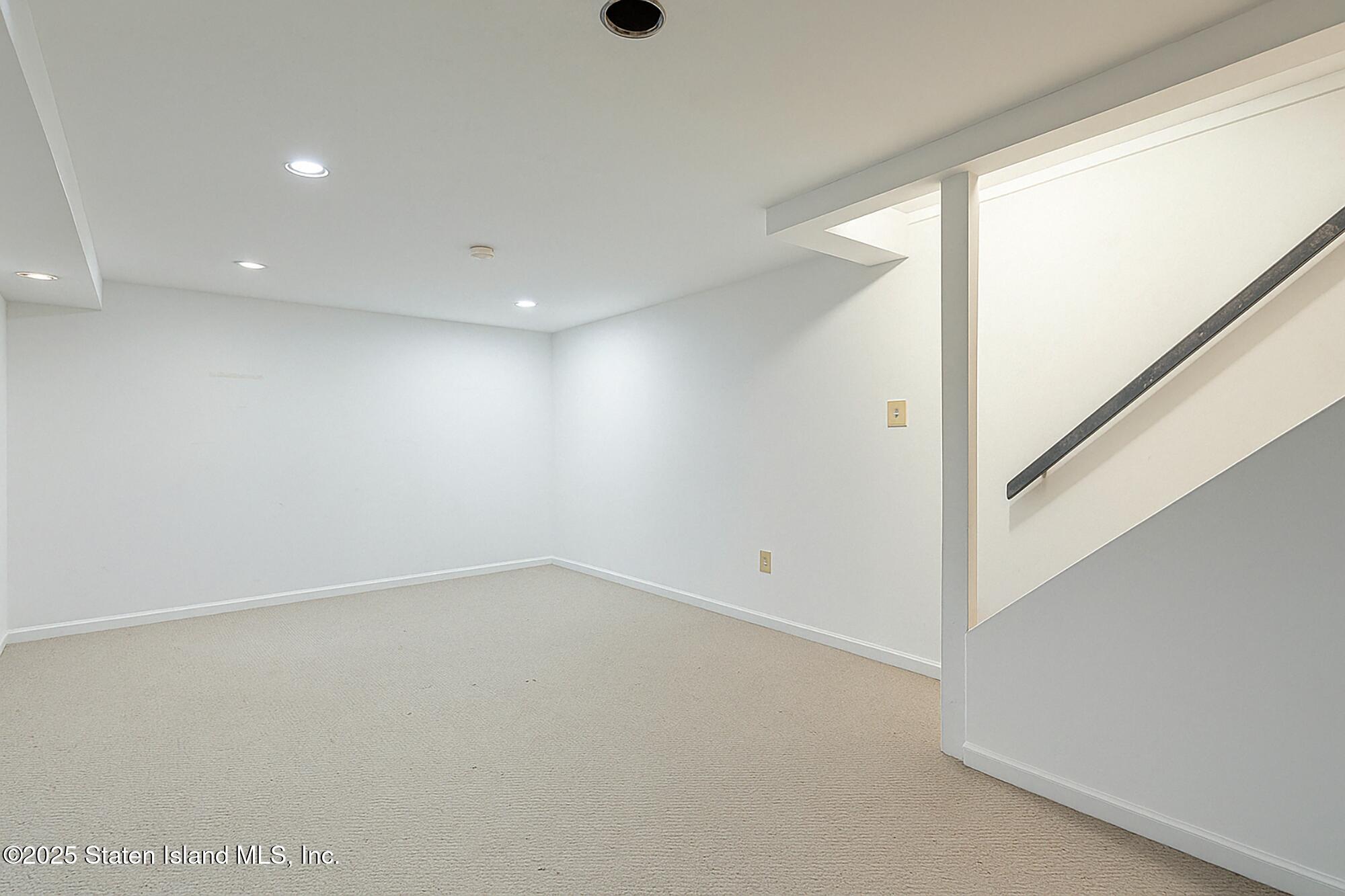 74 E Brandis Avenue, Staten Island, New York image 26