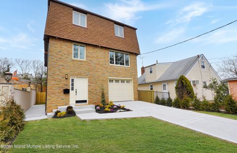 Photo of 161 Rome Avenue, Staten Island, NY 10304 (MLS # 2400845)