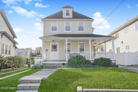 Photo of 5300 Amboy Road, Staten Island, NY 10312 (MLS # 2505293)