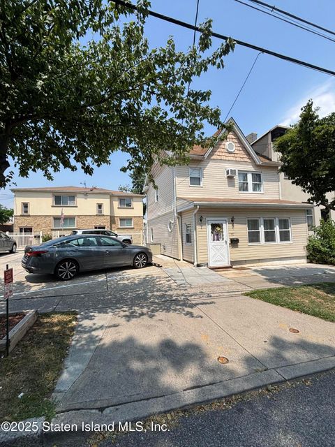 Photo of 7377 Hylan Boulevard, Staten Island, NY 10305 (MLS # 2504506)
