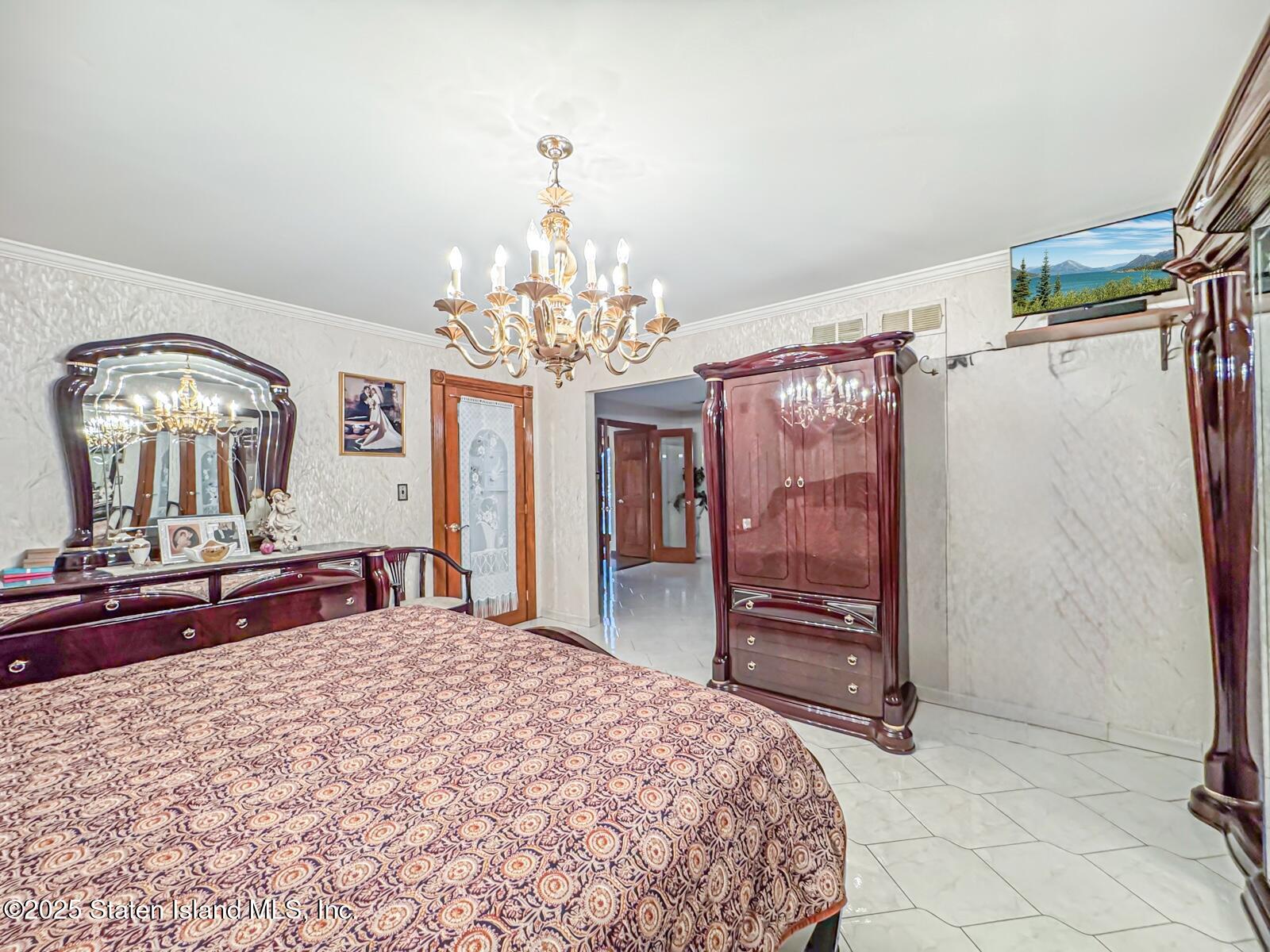 30 Alverson Loop, Staten Island, New York image 15