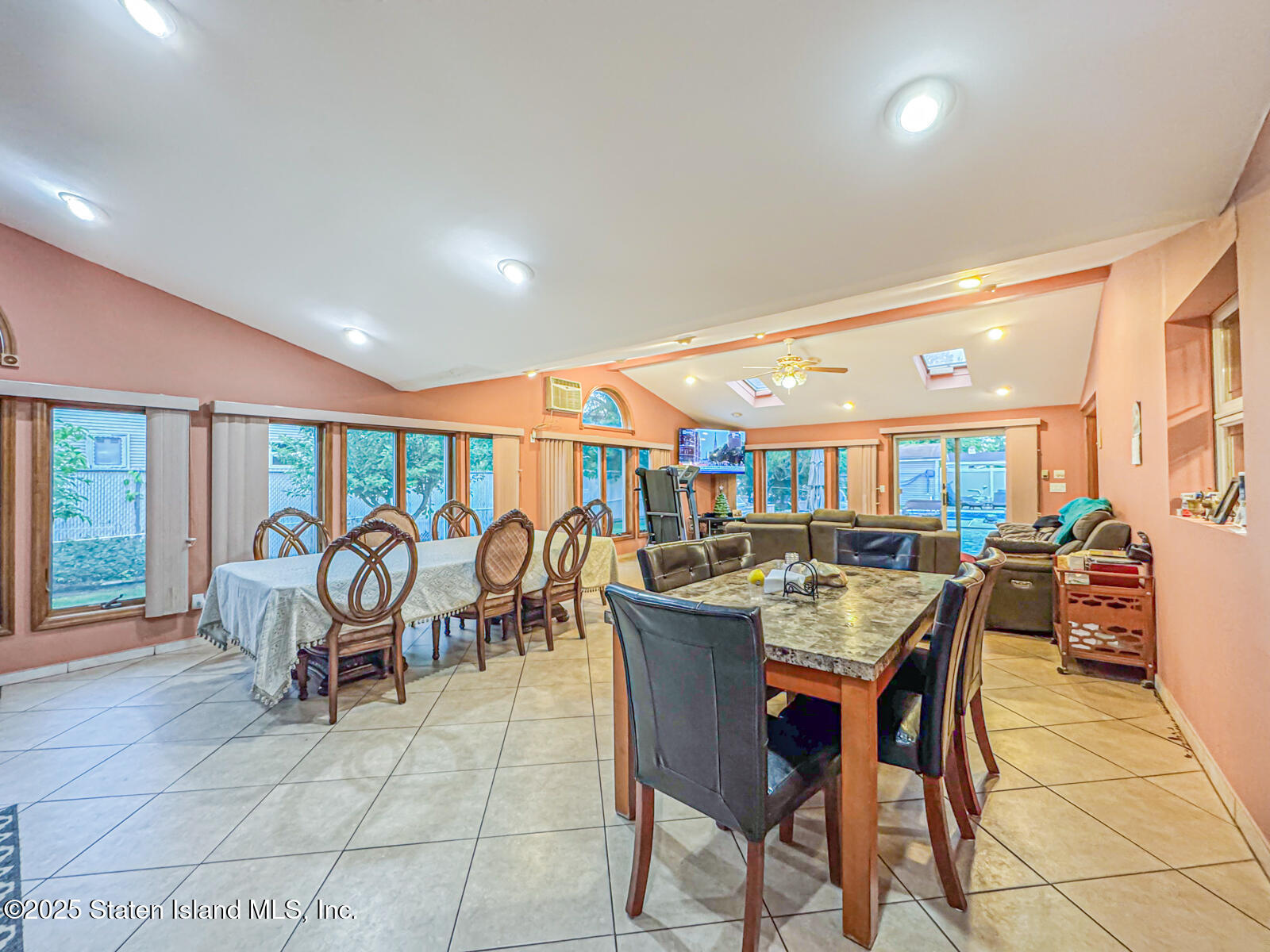 30 Alverson Loop, Staten Island, New York image 20