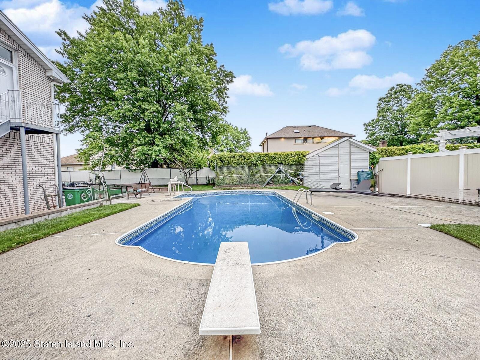 30 Alverson Loop, Staten Island, New York image 39