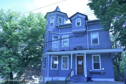 Photo of 94 Trossach Road, Staten Island, NY 10304 (MLS # 1154994)