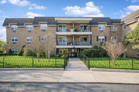 Photo of 410 Maryland Avenue #3c, Staten Island, NY 10305 (MLS # 2602174)