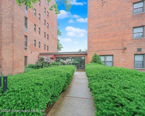 Photo of 100 Colfax Avenue #1n, Staten Island, NY 10306 (MLS # 2504239)
