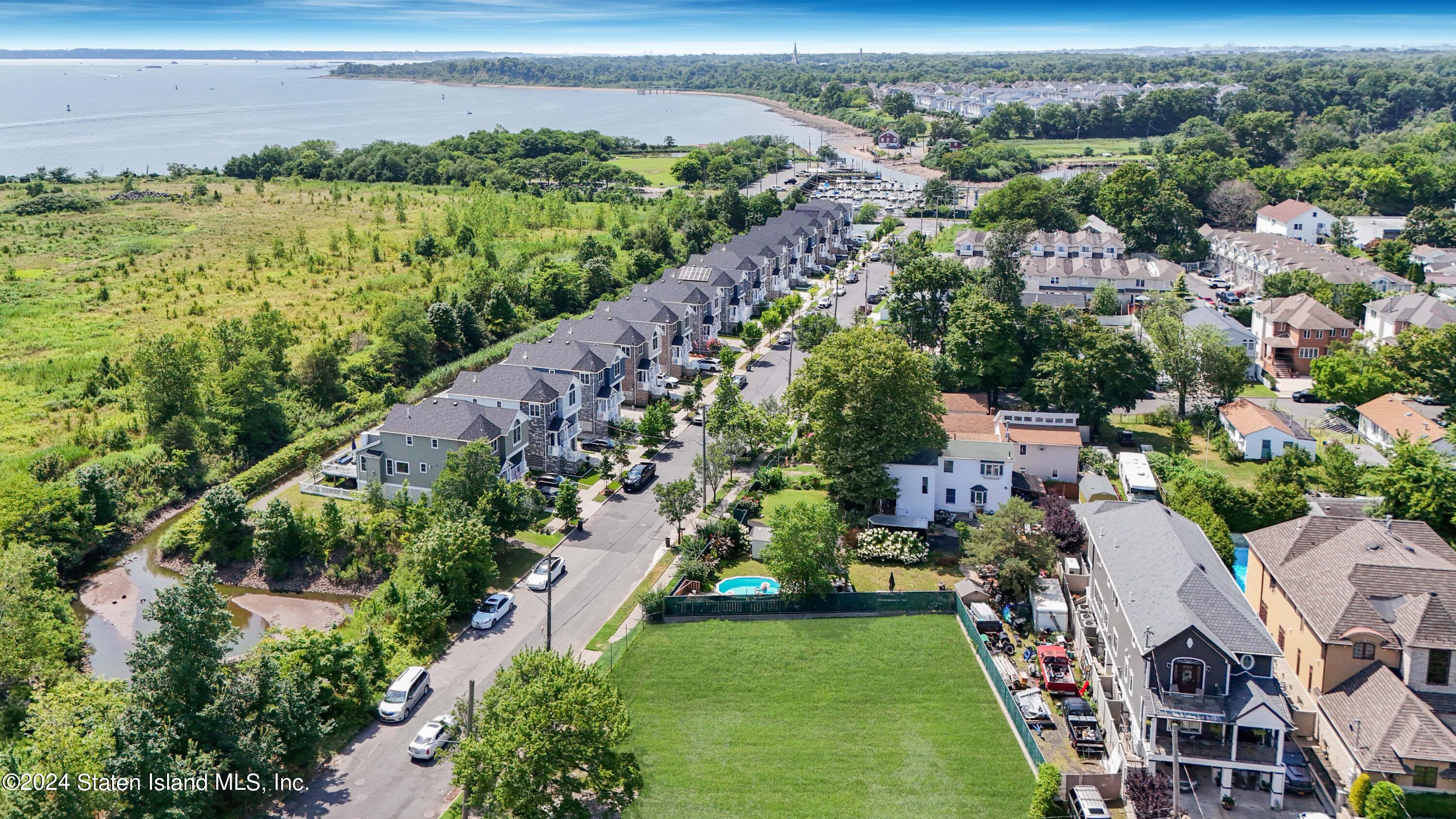 504 & 508 Holten Avenue, Staten Island, New York image 8