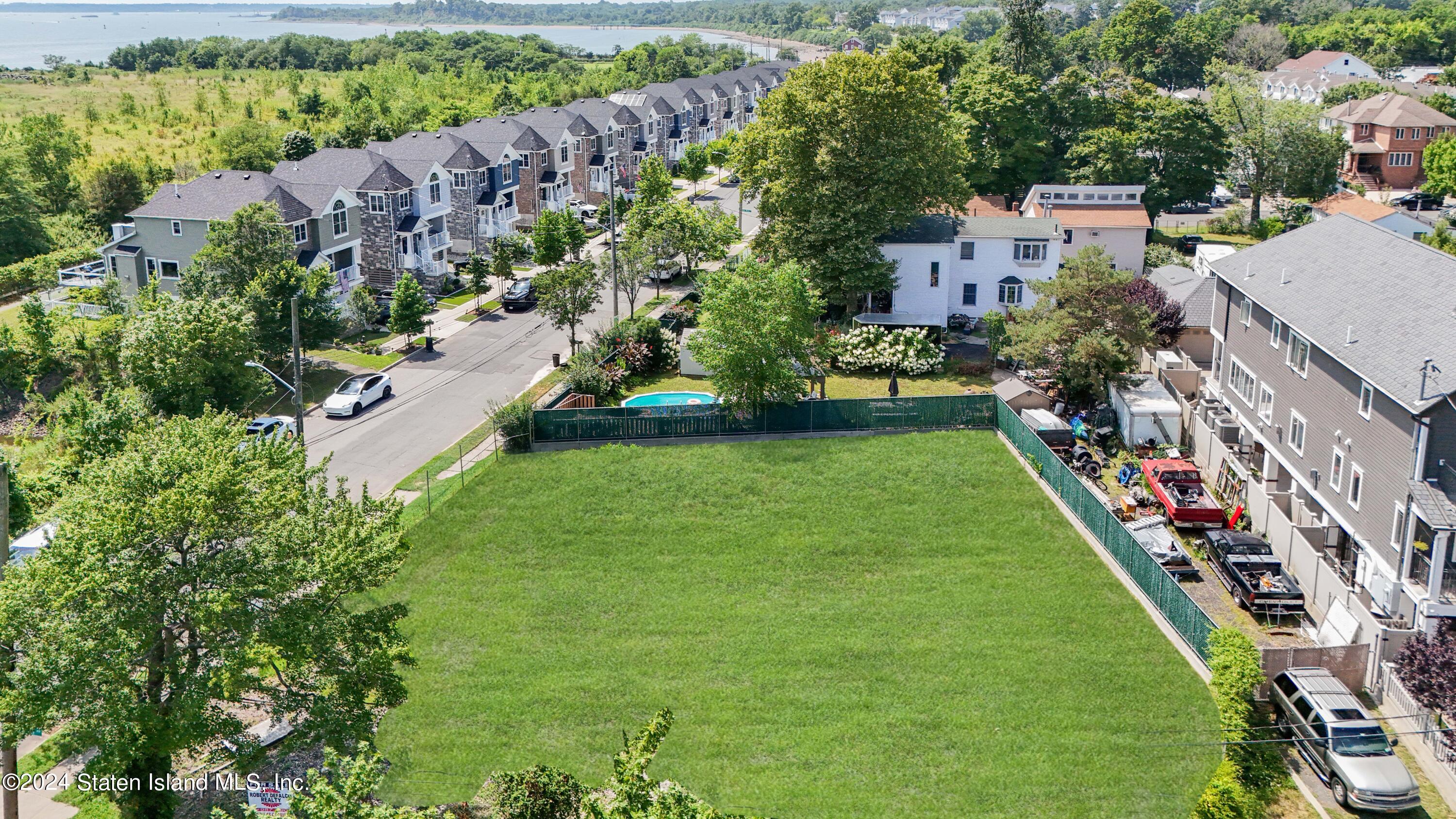 504 & 508 Holten Avenue, Staten Island, New York image 4