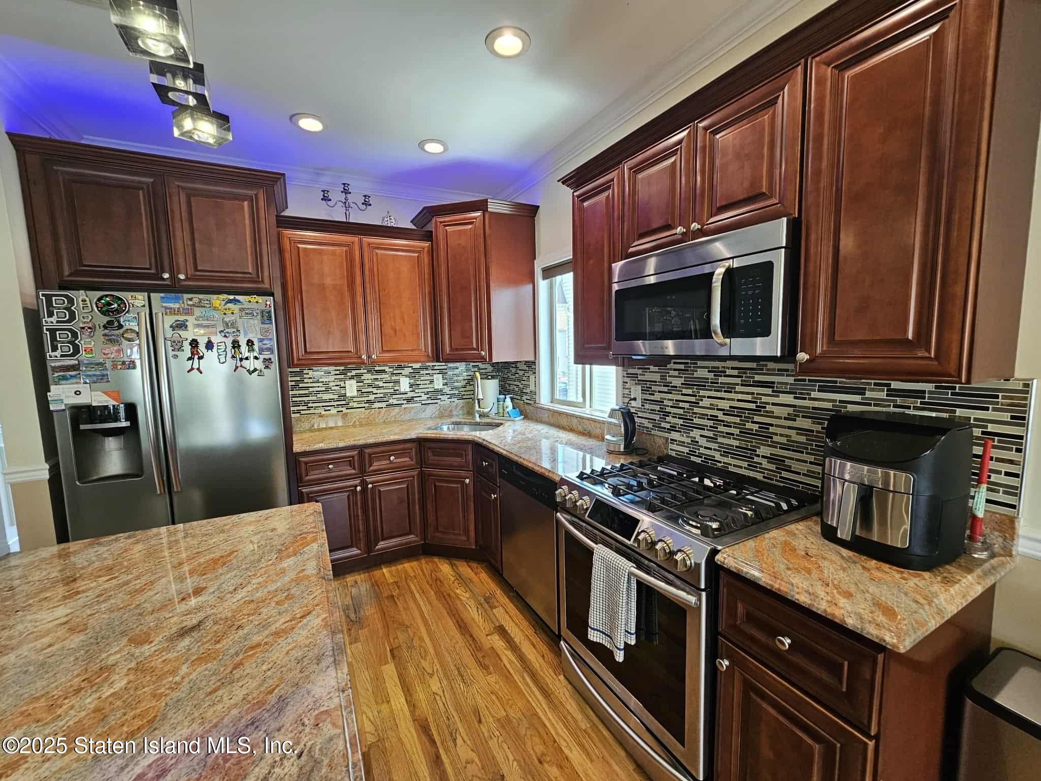 26 Norwalk Avenue, Staten Island, New York image 12