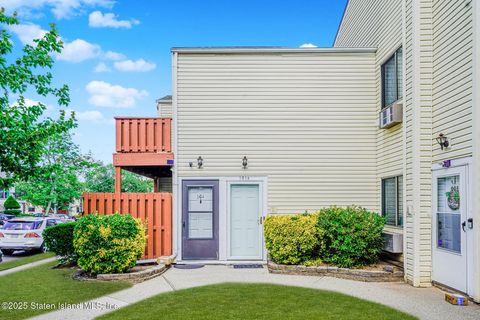 Photo of 101 Stack Drive #A, Staten Island, NY 10312 (MLS # 2503798)
