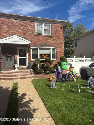 37 HITCHCOCK AVE, STATEN ISLAND, NY 10306 - Image 14c45cbd1d3e0ad1fa7384131be1b310/3542636261