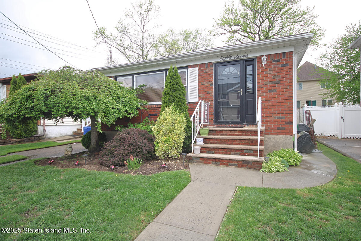 87 Sheldon Avenue, Staten Island, New York image 1