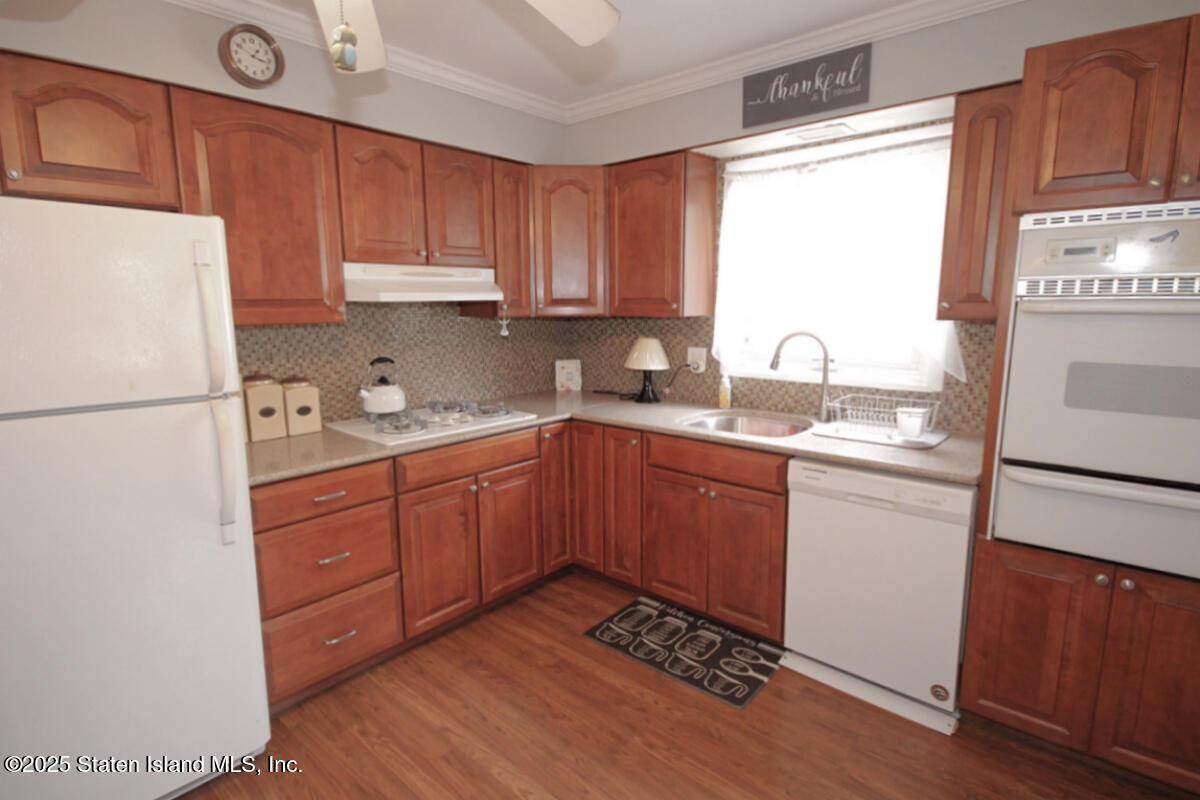 87 Sheldon Avenue, Staten Island, New York image 8