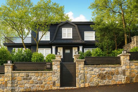 Photo of 22 Harbor View Road, Staten Island, NY 10305 (MLS # 2506221)