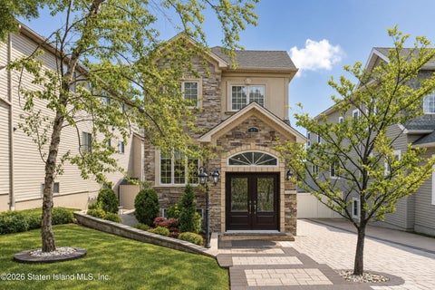 Photo of 87 Woodland Avenue, Staten Island, NY 10308 (MLS # 2604019)