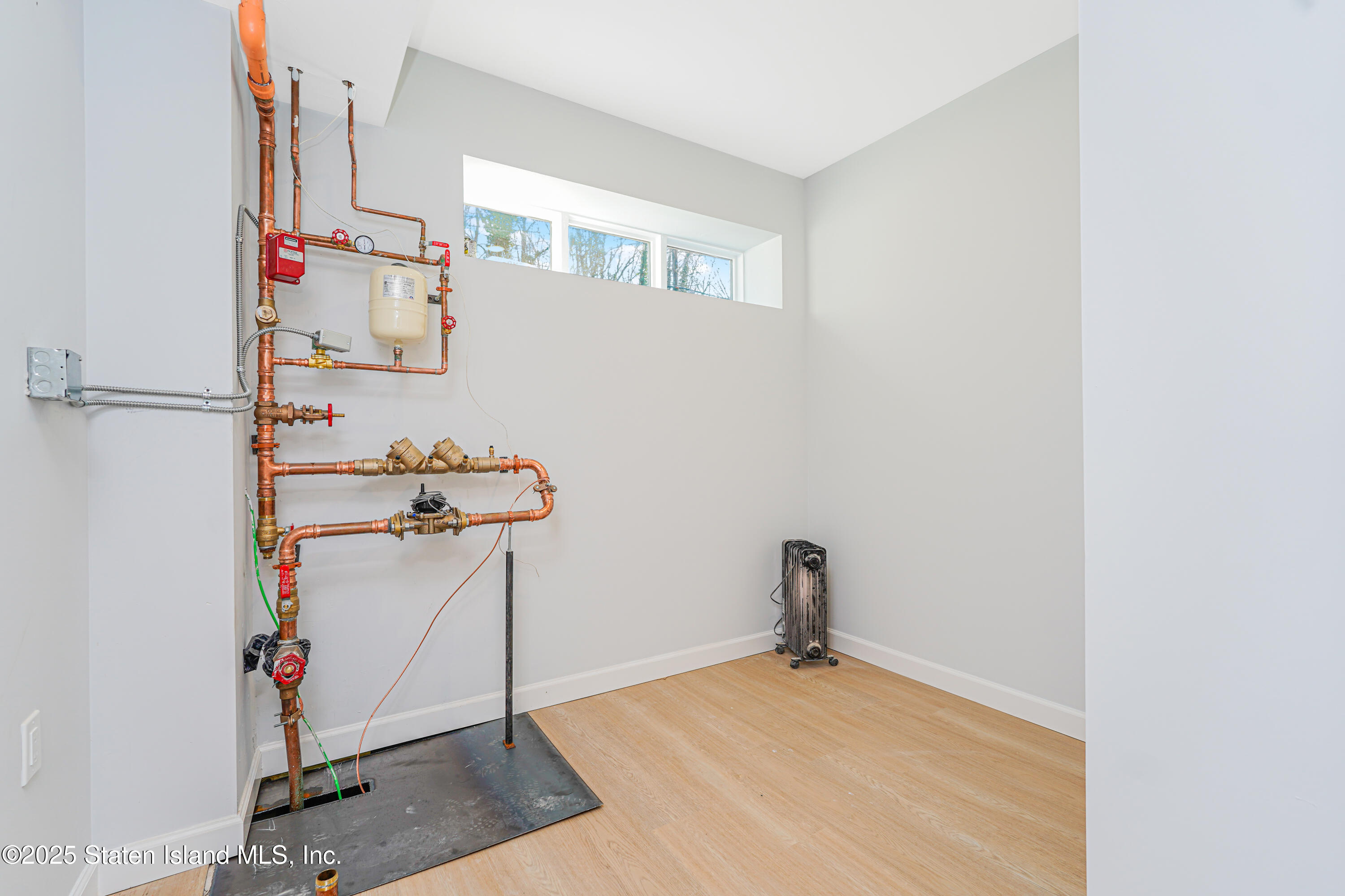 50 Poillon Avenue, Staten Island, New York image 37