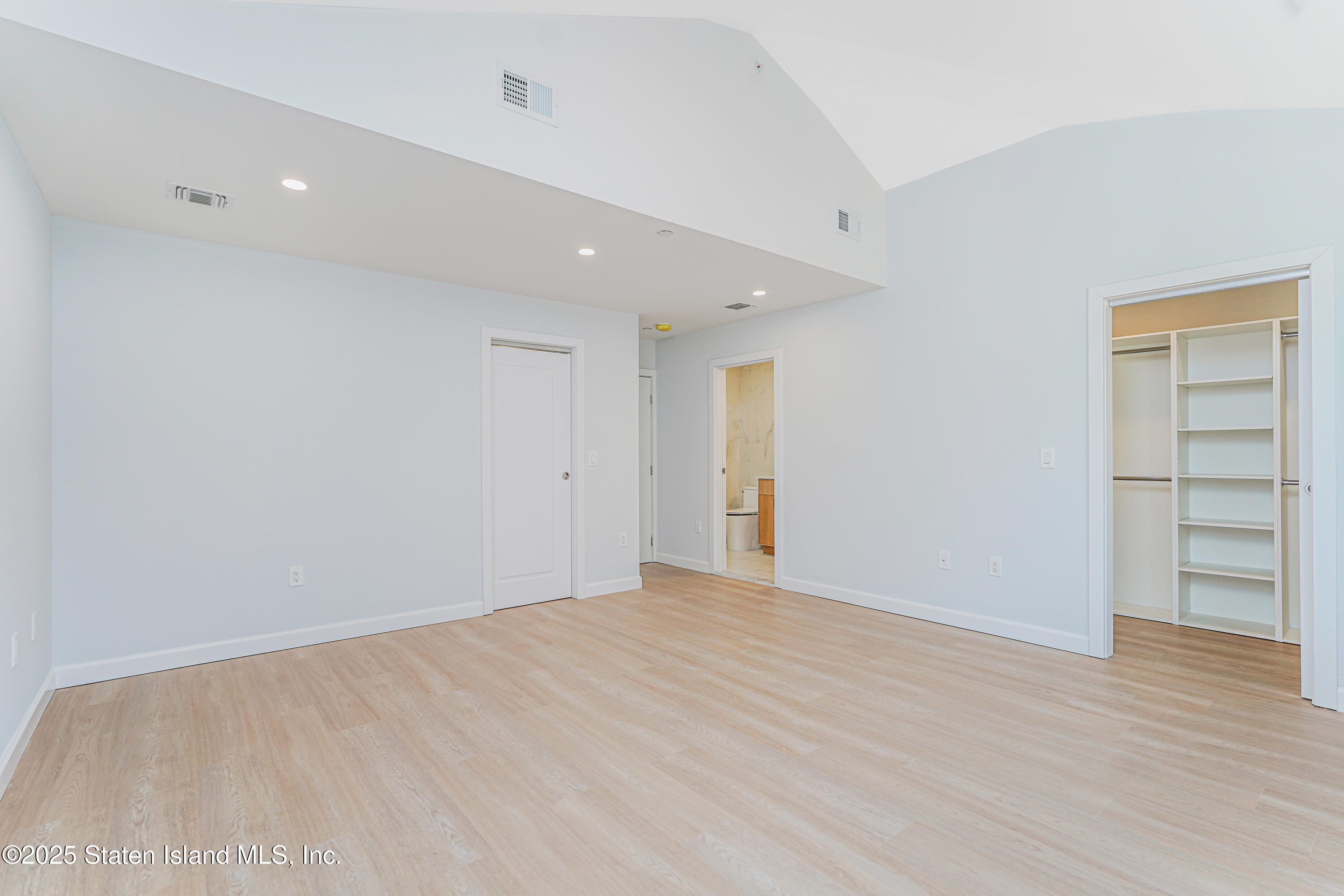 50 Poillon Avenue, Staten Island, New York image 24