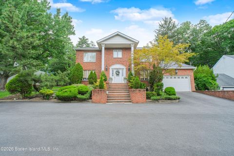 Photo of 55 Arbutus Avenue, Staten Island, NY 10312 (MLS # 2602050)