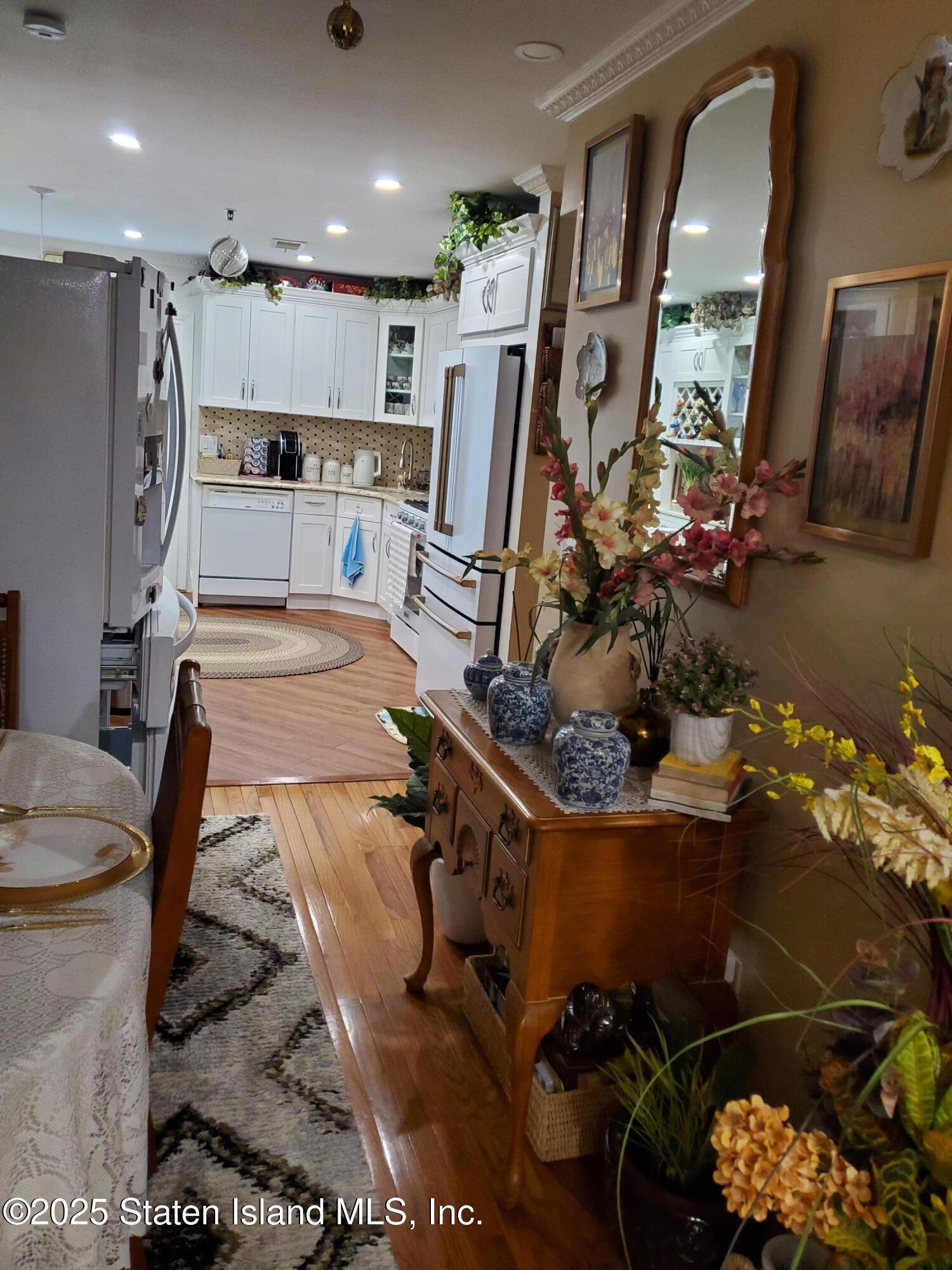 8 Mersereau Avenue, Staten Island, New York image 17