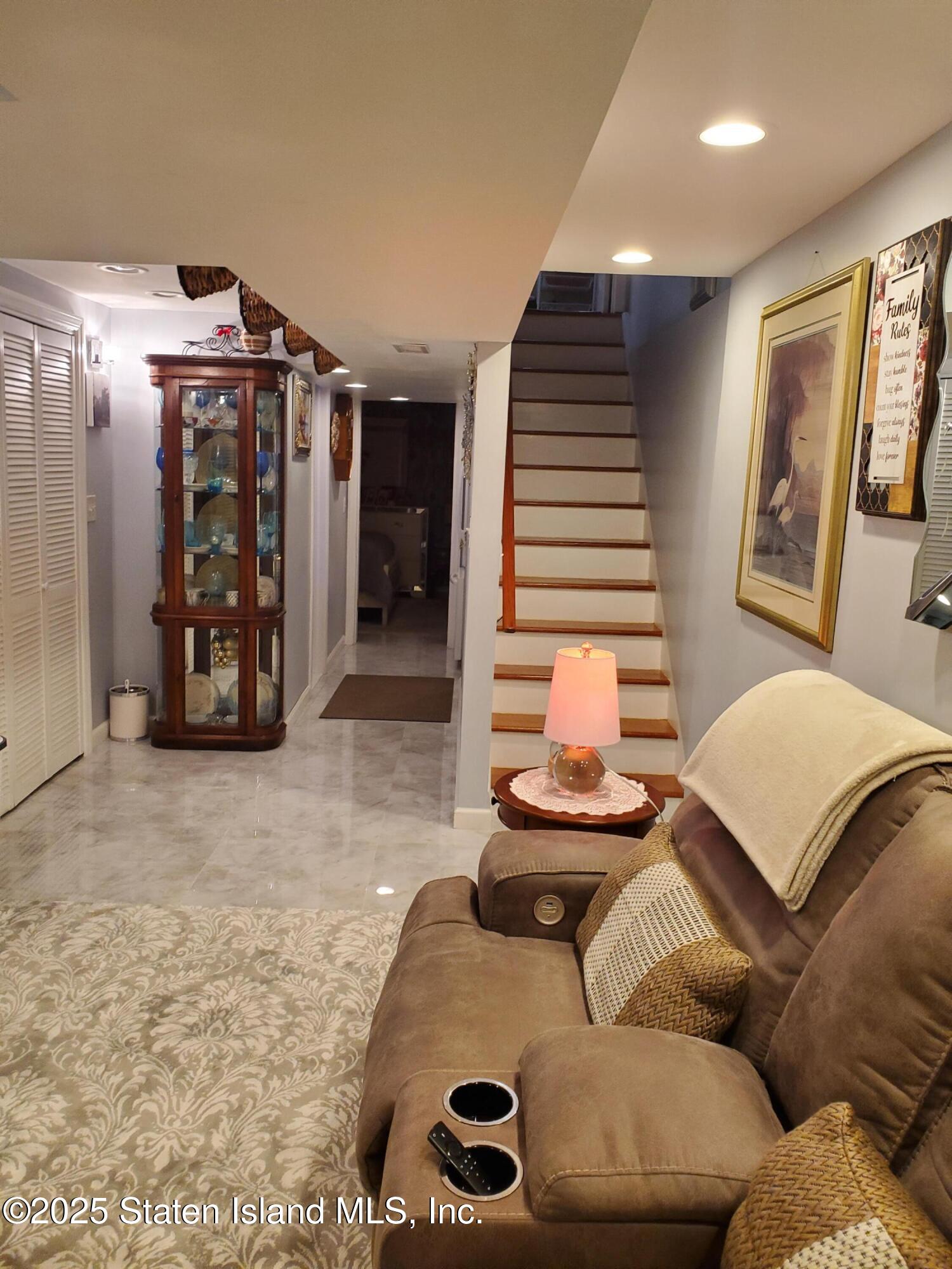 8 Mersereau Avenue, Staten Island, New York image 36