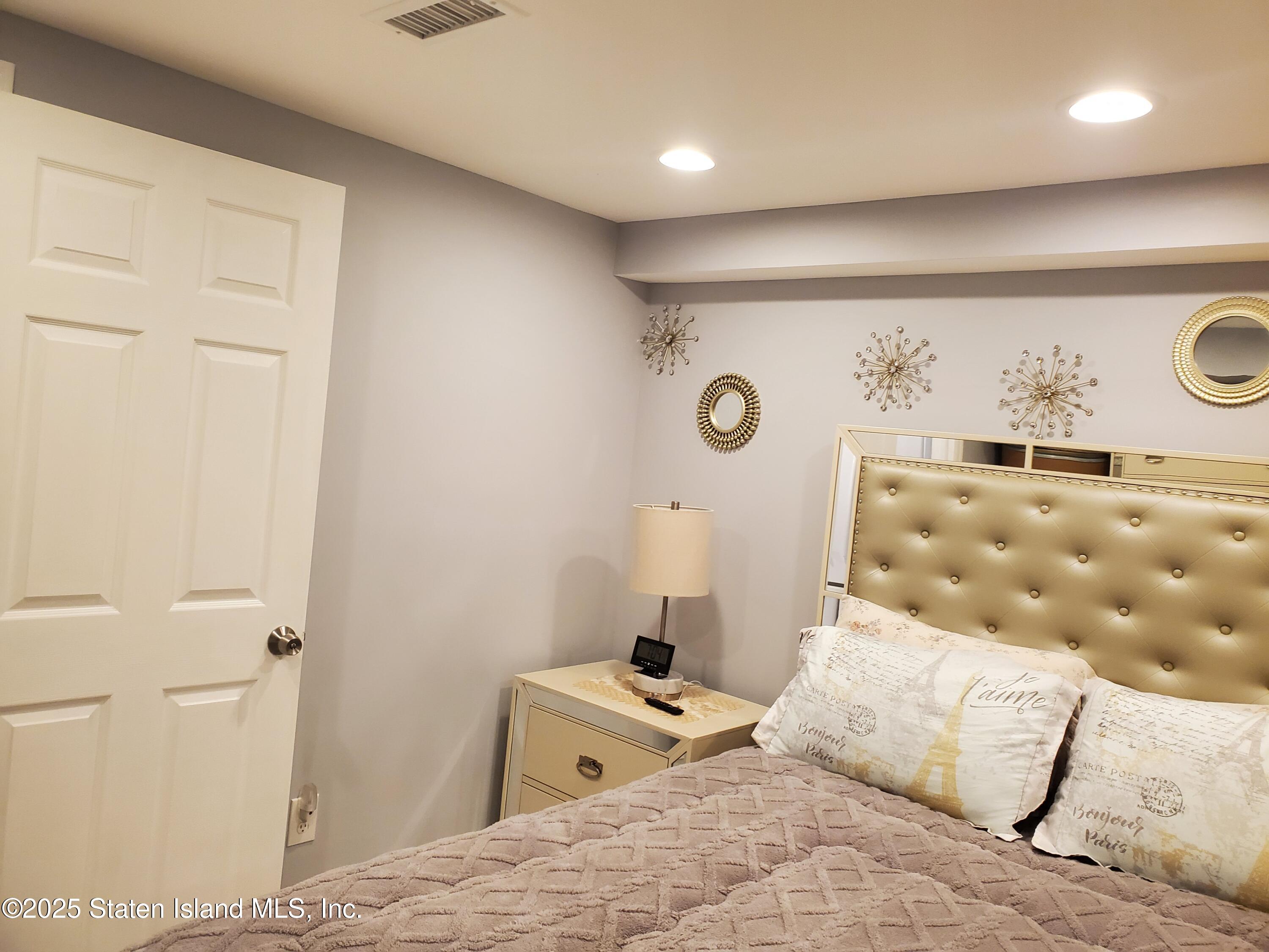 8 Mersereau Avenue, Staten Island, New York image 40