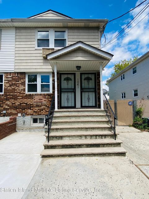 Photo of 1041 Rathbun Avenue #1, Staten Island, NY 10309 (MLS # 1163440)