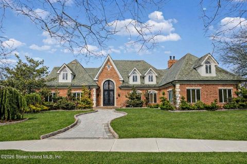 Photo of 7 Rice Avenue, Staten Island, NY 10301 (MLS # 2601396)