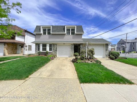 Photo of 441 Arlene Street, Staten Island, NY 10314 (MLS # 2502421)