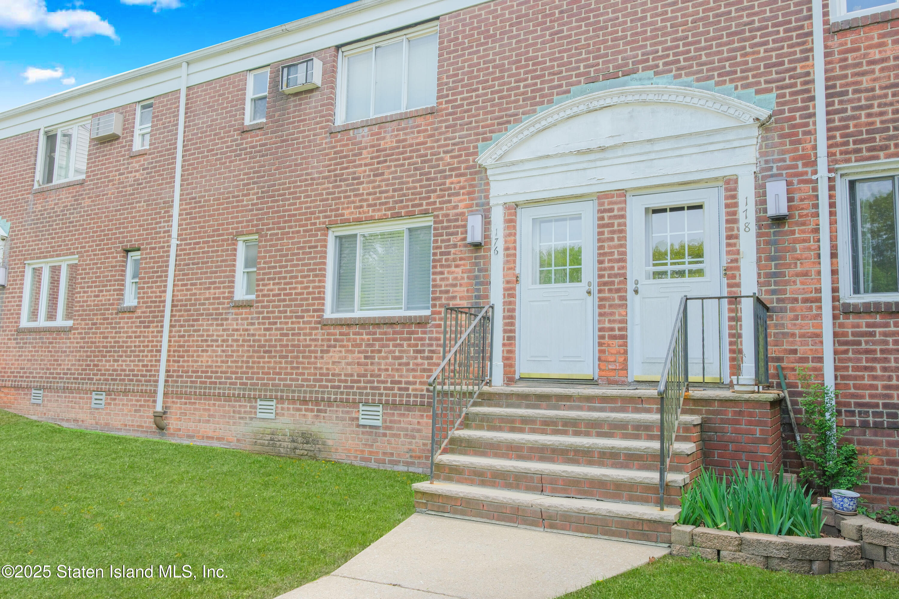 176 Arlo Road #A, Staten Island, New York image 3