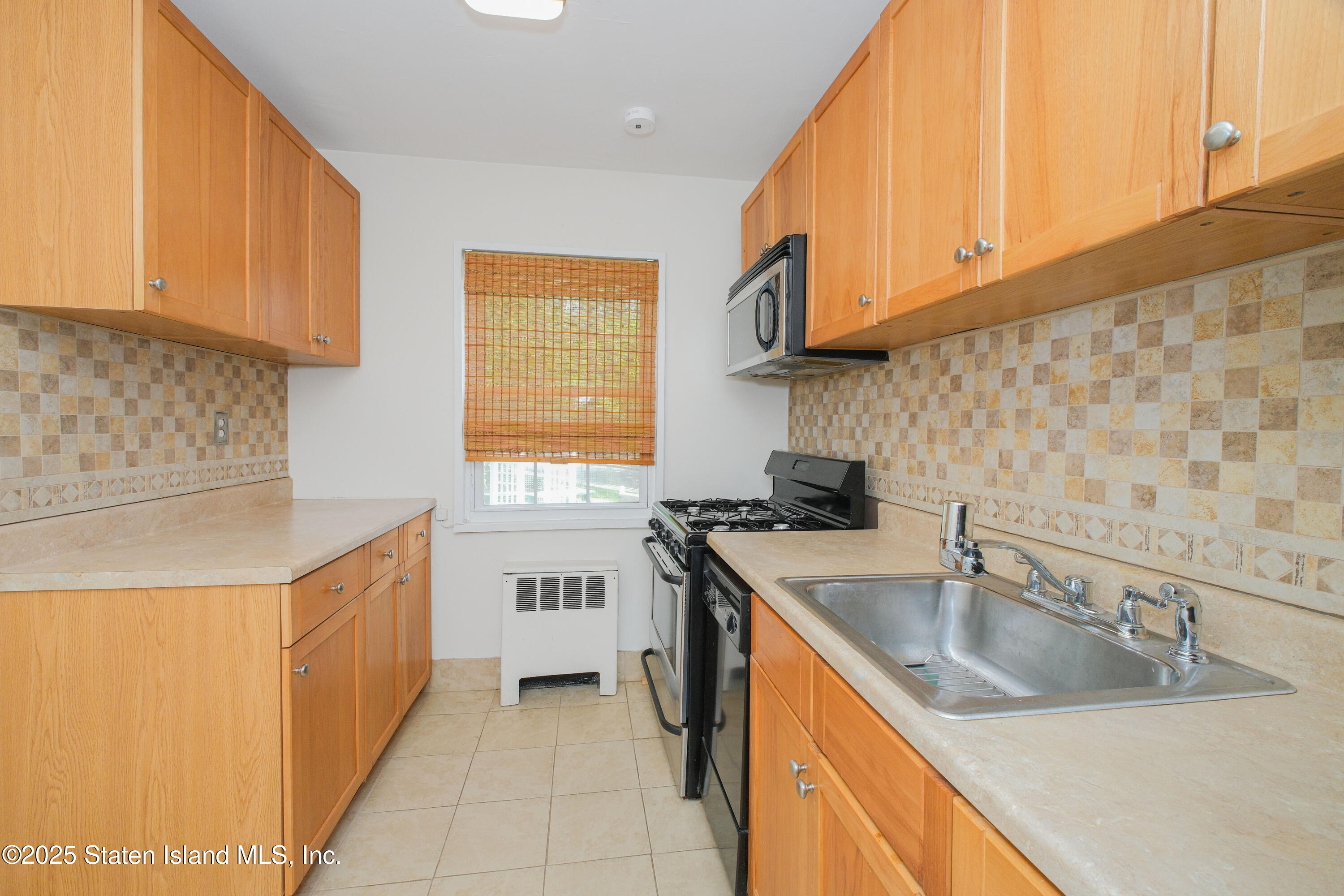 176 Arlo Road #A, Staten Island, New York image 9