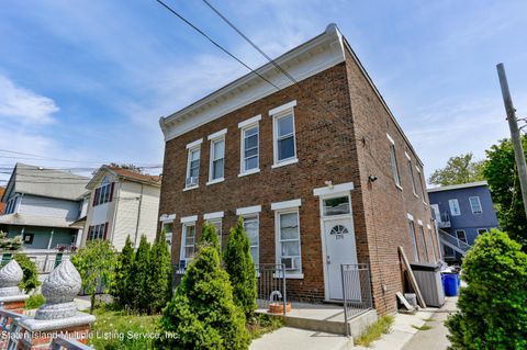 Photo of 1768 Fillmore Street, Staten Island, NY 10301 (MLS # 1154966)