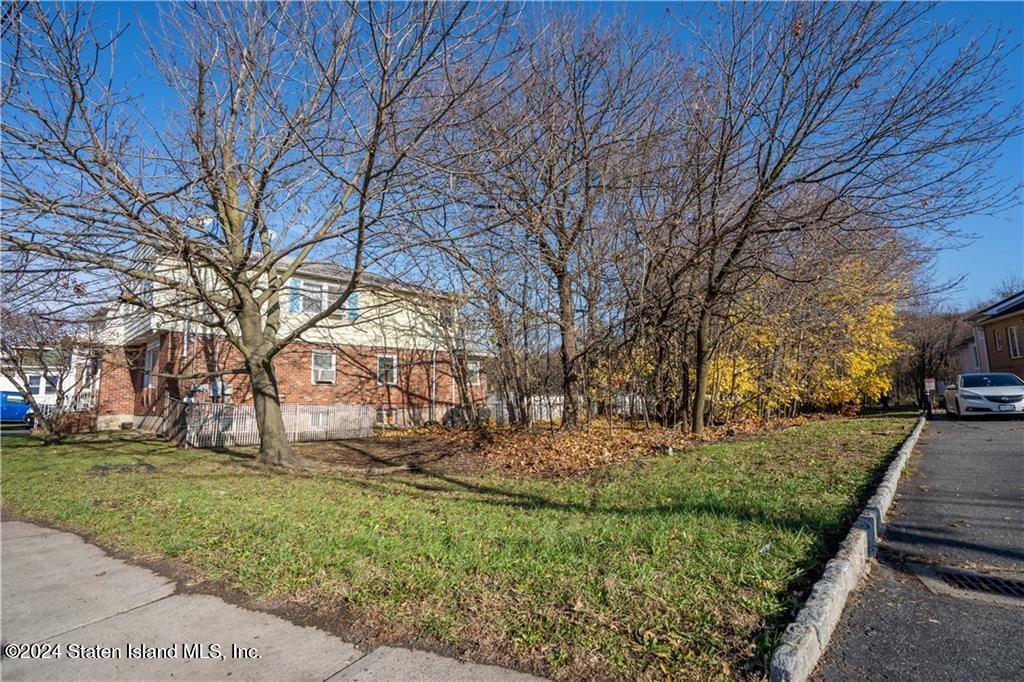 1875 Richmond Avenue, Staten Island, New York image 2