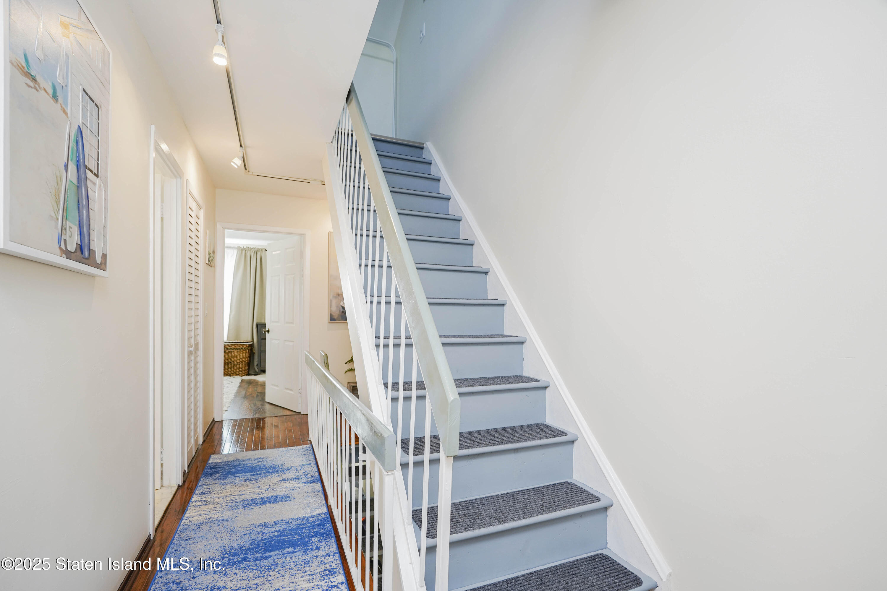165 Russek Drive, Staten Island, New York image 22