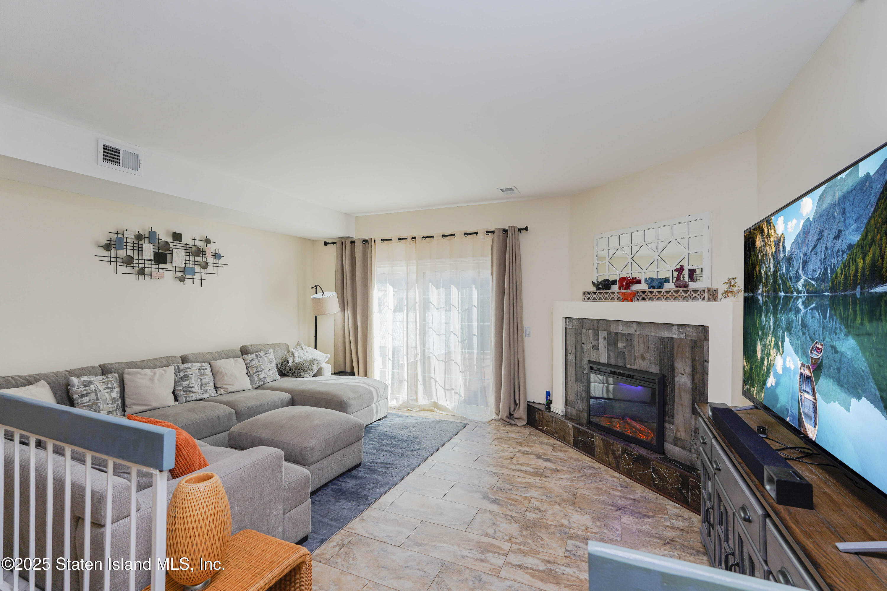 165 Russek Drive, Staten Island, New York image 10