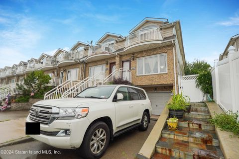 Photo of 481 Father Capodanno Boulevard #A, Staten Island, NY 10305 (MLS # 2404543)