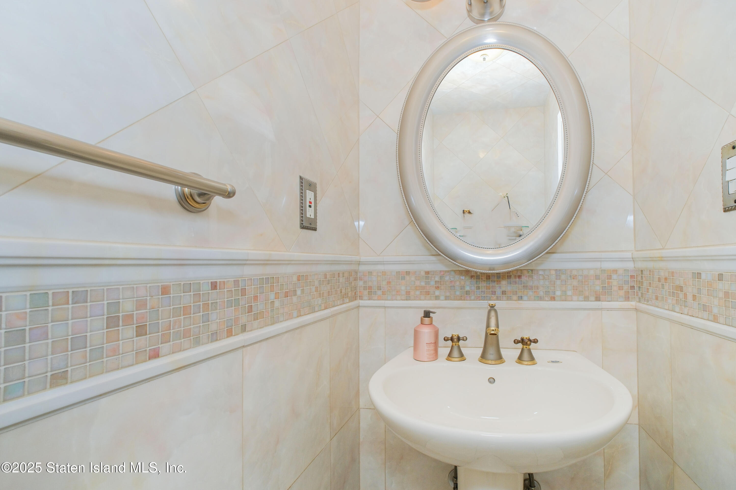 5 Haywood Street, Staten Island, New York image 21