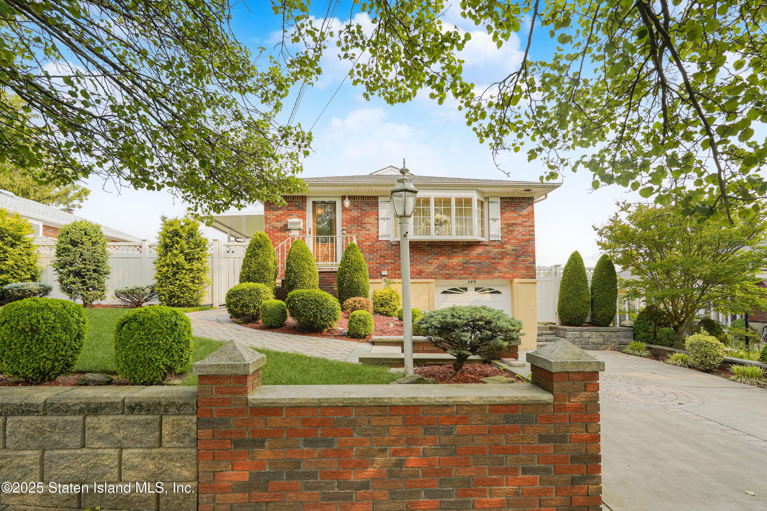 389 Sycamore Street, Staten Island, New York image 3