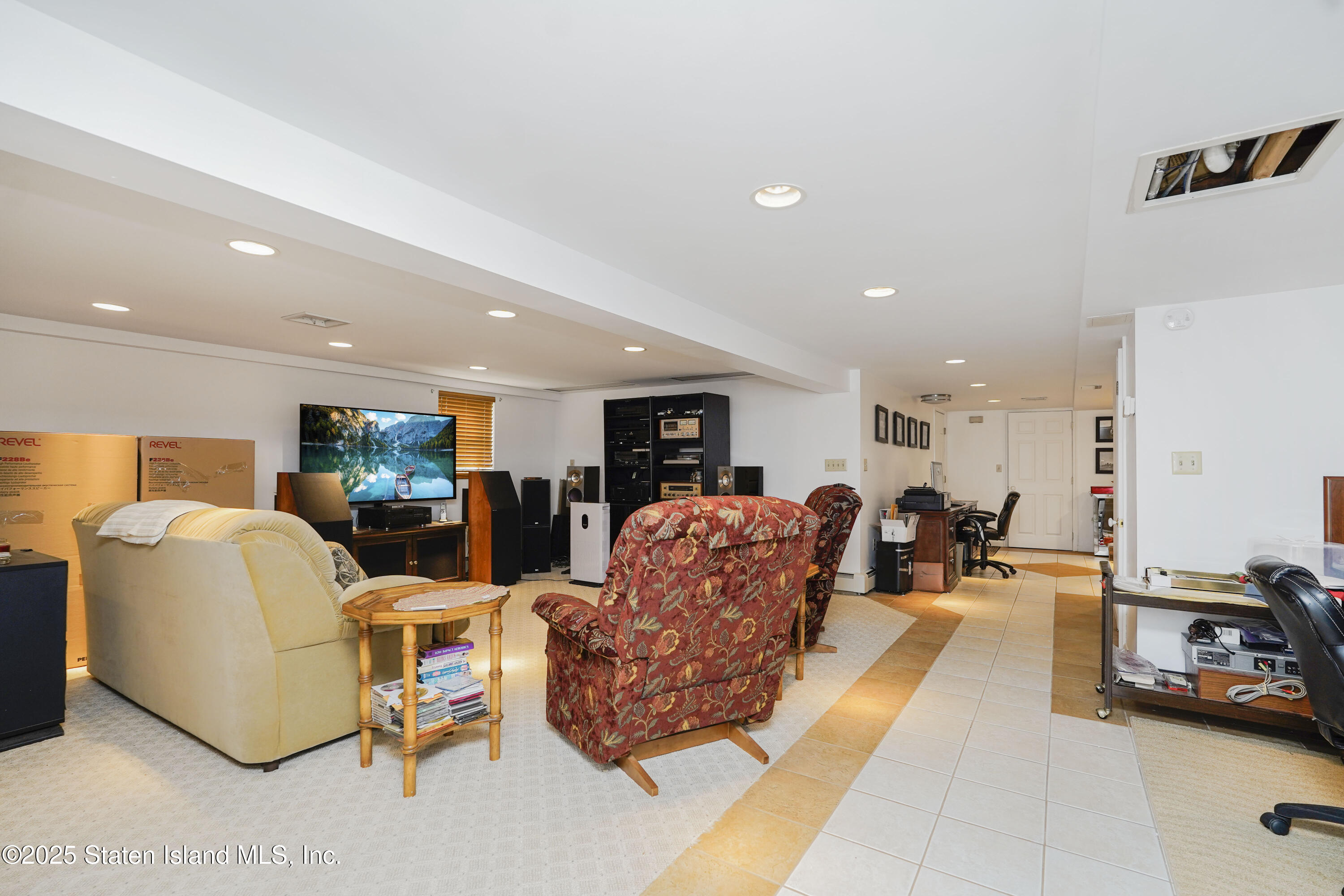 389 Sycamore Street, Staten Island, New York image 11