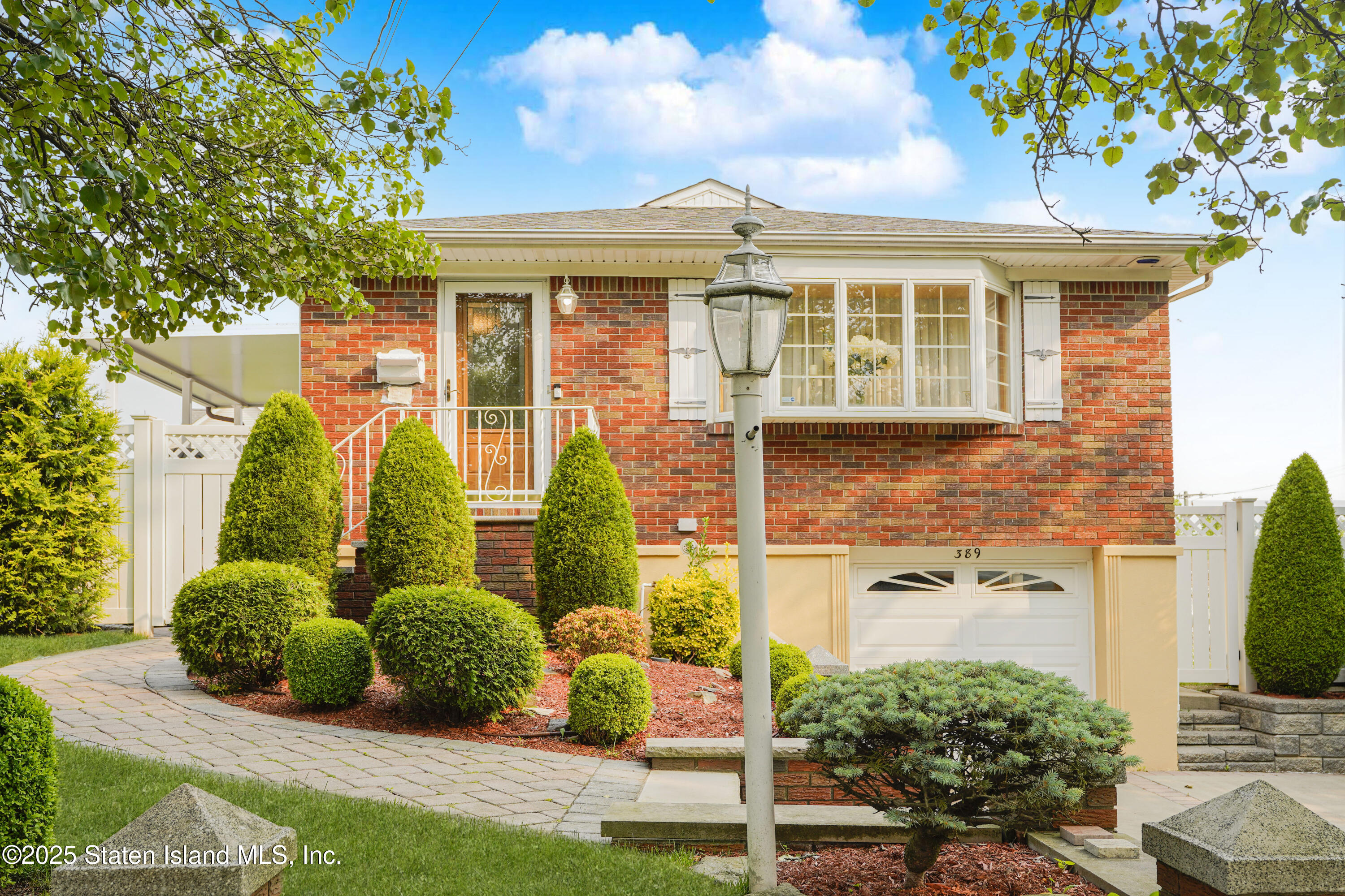 389 Sycamore Street, Staten Island, New York image 1