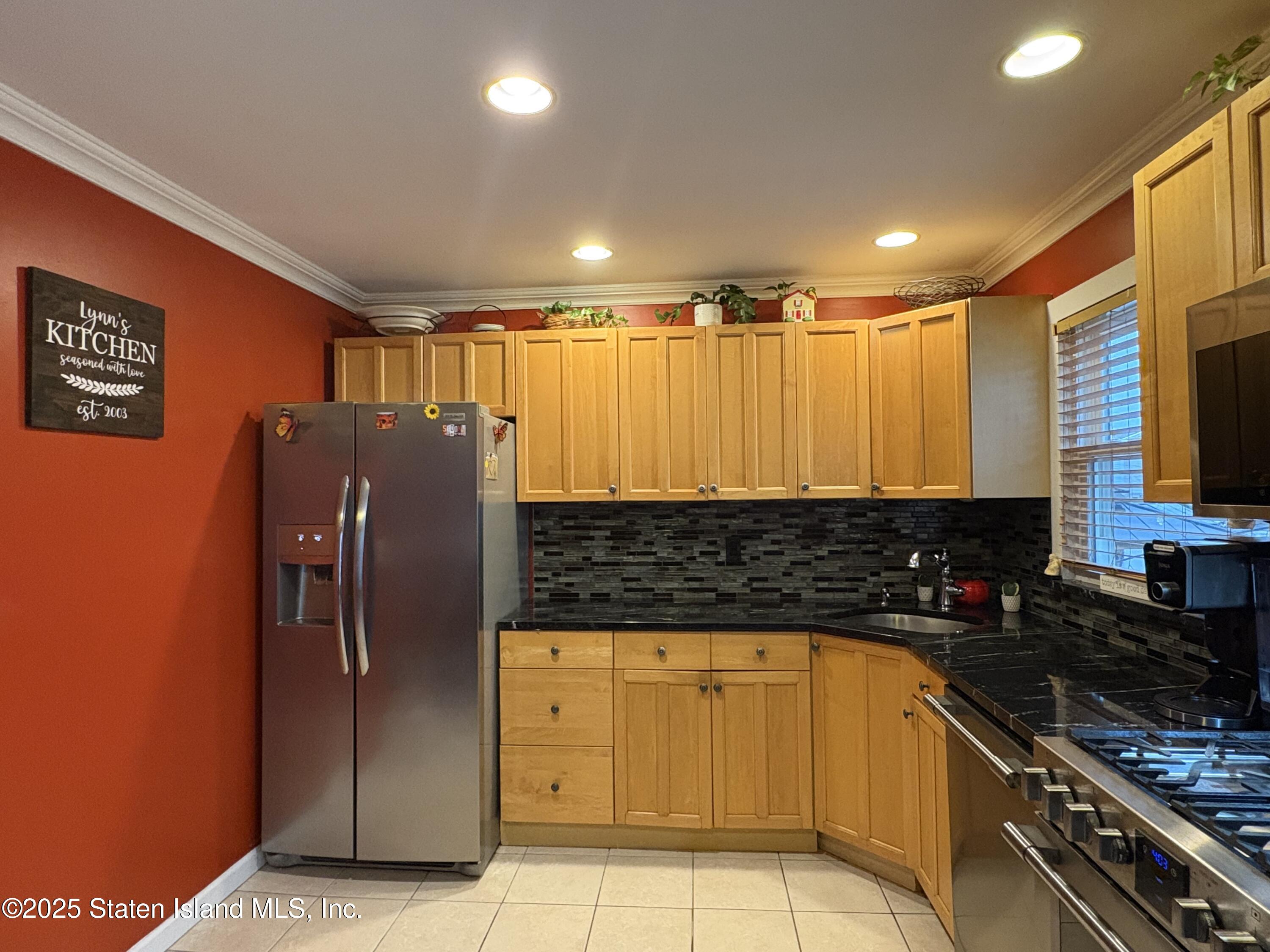 Staten Island, New York 10308, United States, 3 Bedrooms Bedrooms, ,2 BathroomsBathrooms,Residential,Active,249280
