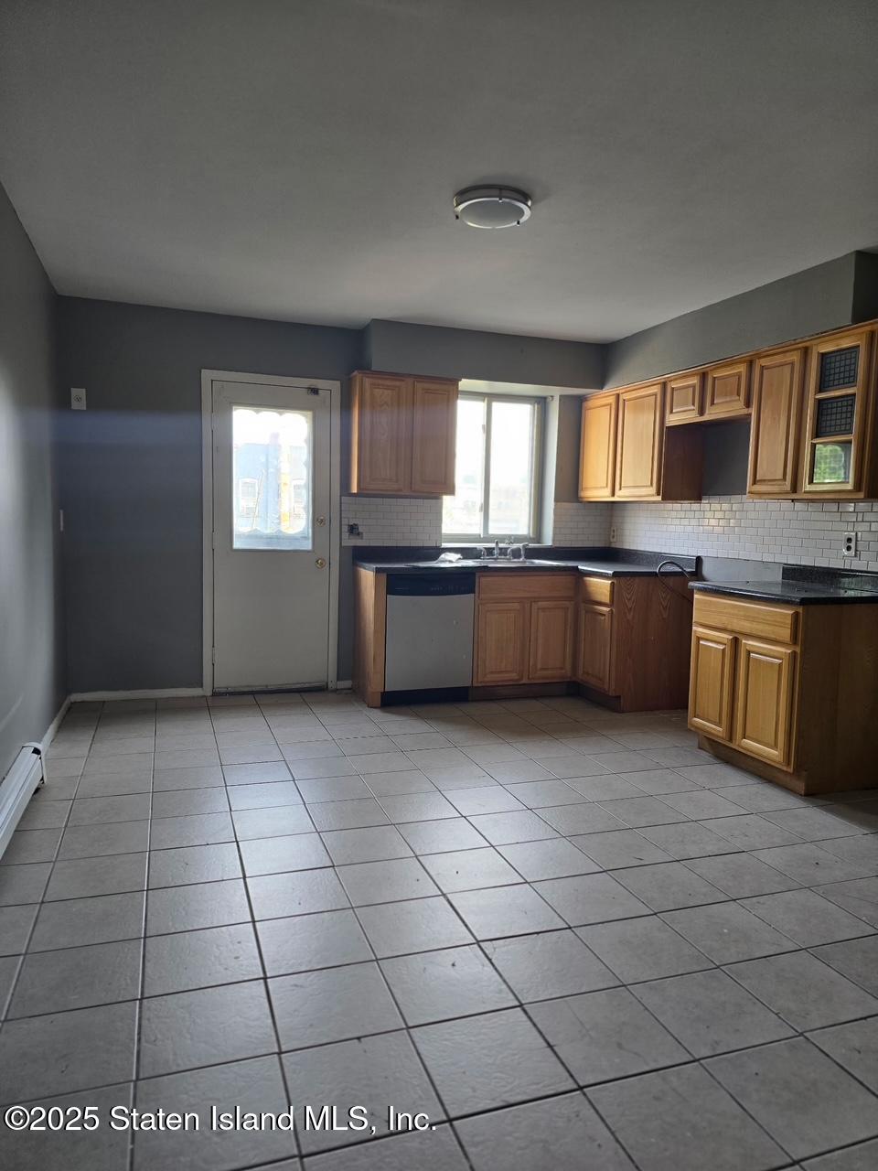 206 Market Street, Staten Island, New York image 3