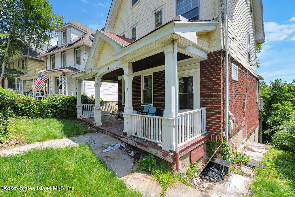 135 Highview Avenue, Staten Island, New York image 3